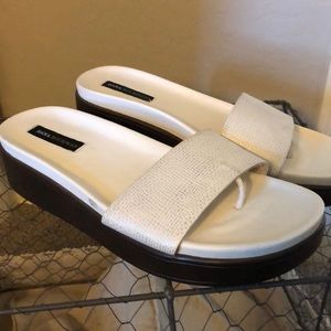 White women’s flats